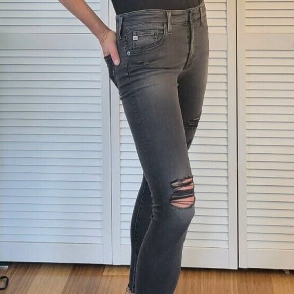 AG Farrah High Rise Skinny Ankle Raw Hem Jean in Eroded Grey Destroyed - Picture 2 of 12